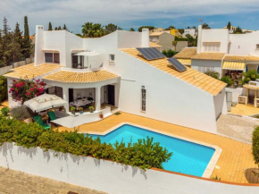 Casa da Coelha by HelloVacations